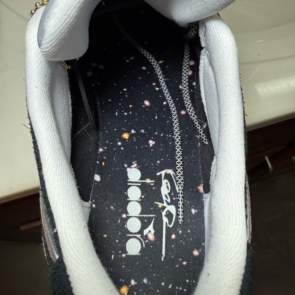 Diadora N9002 Raekwon Galaxy ๐ Black and White Men's Sneakers ๐ค๐ค๐ฌ ๐๐ค - Picture 6 of 17